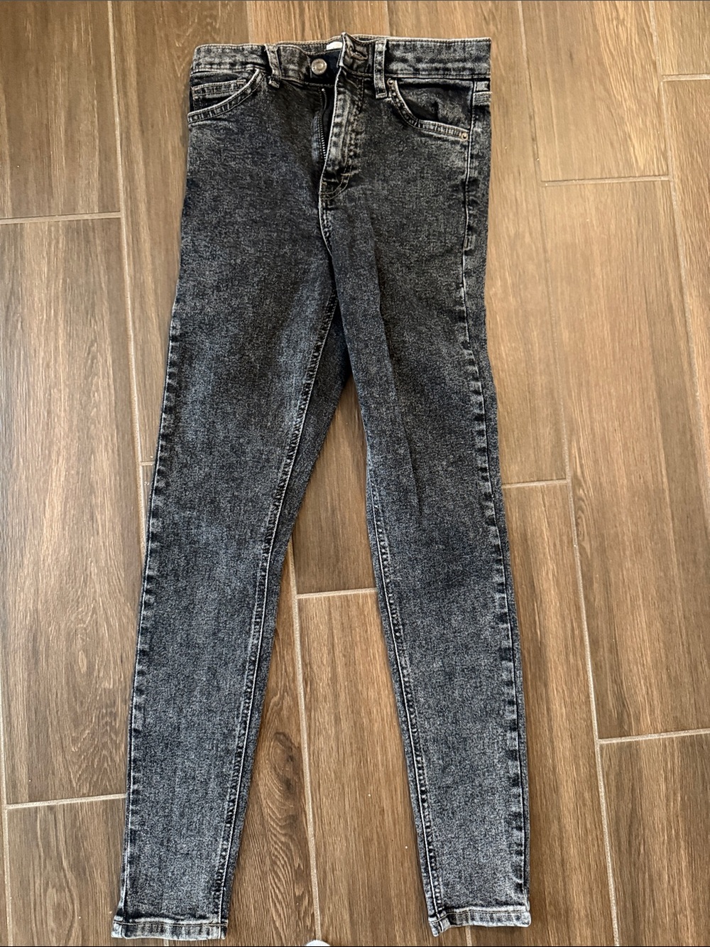 Topshop Women's Skinny Jeans in Black Acid Wash
